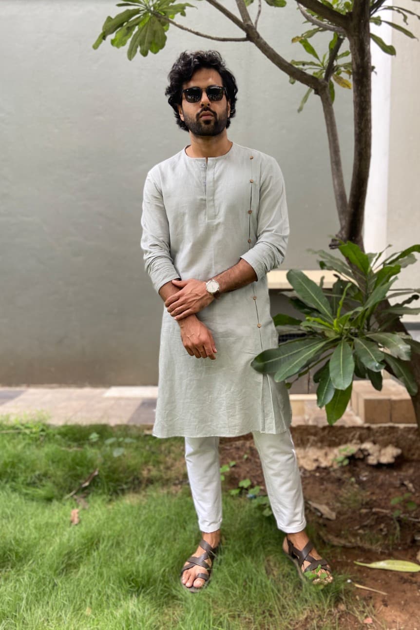  Inej Kurta