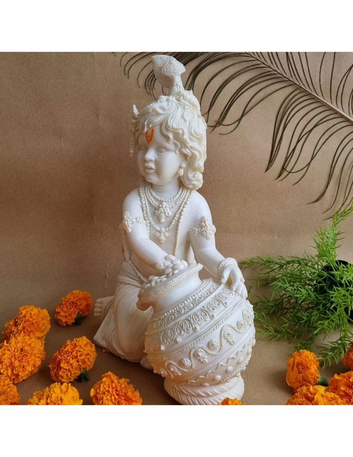 Idol | The Ivory Maakhanchor