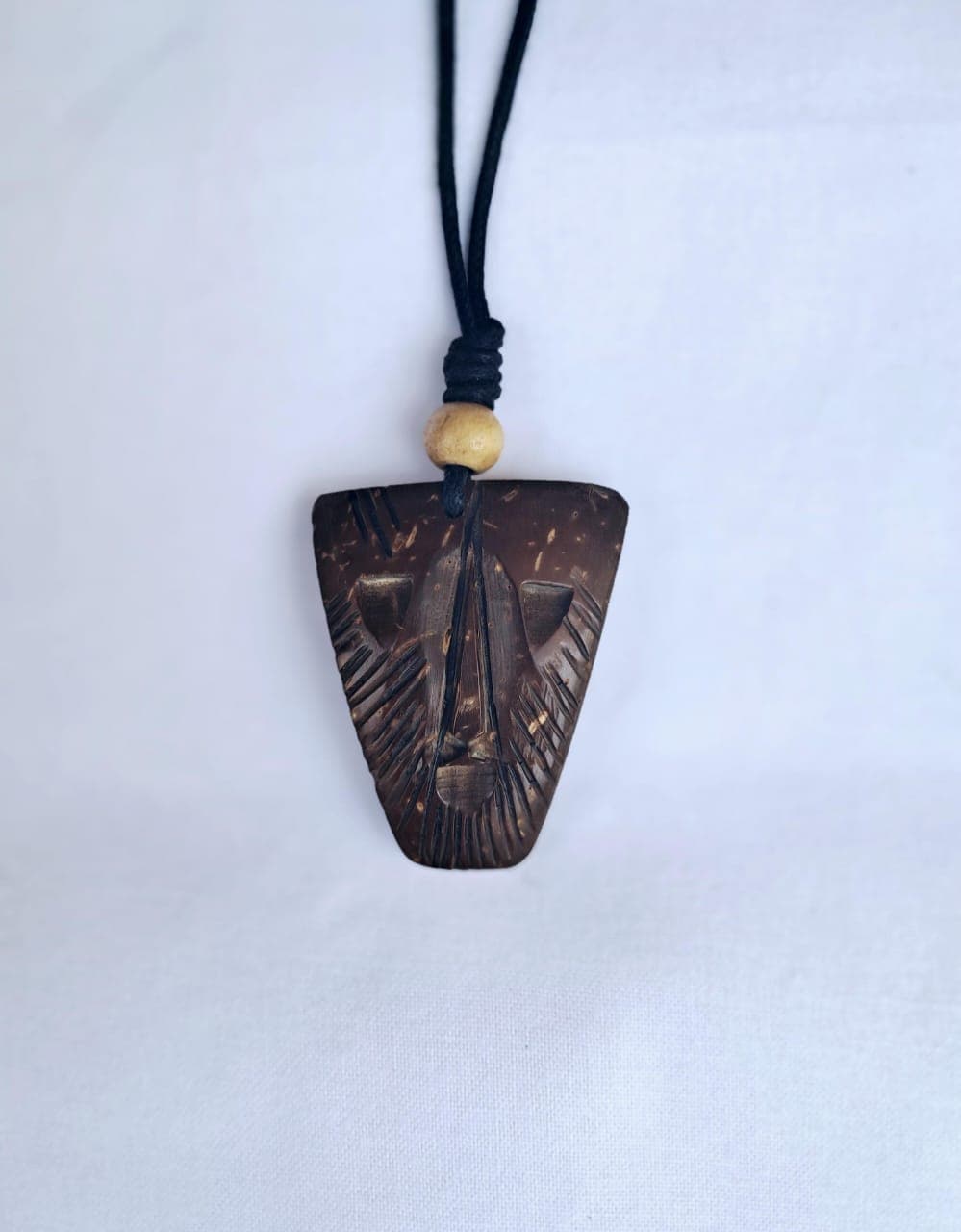 Coconutshell Trible face Triangle shape