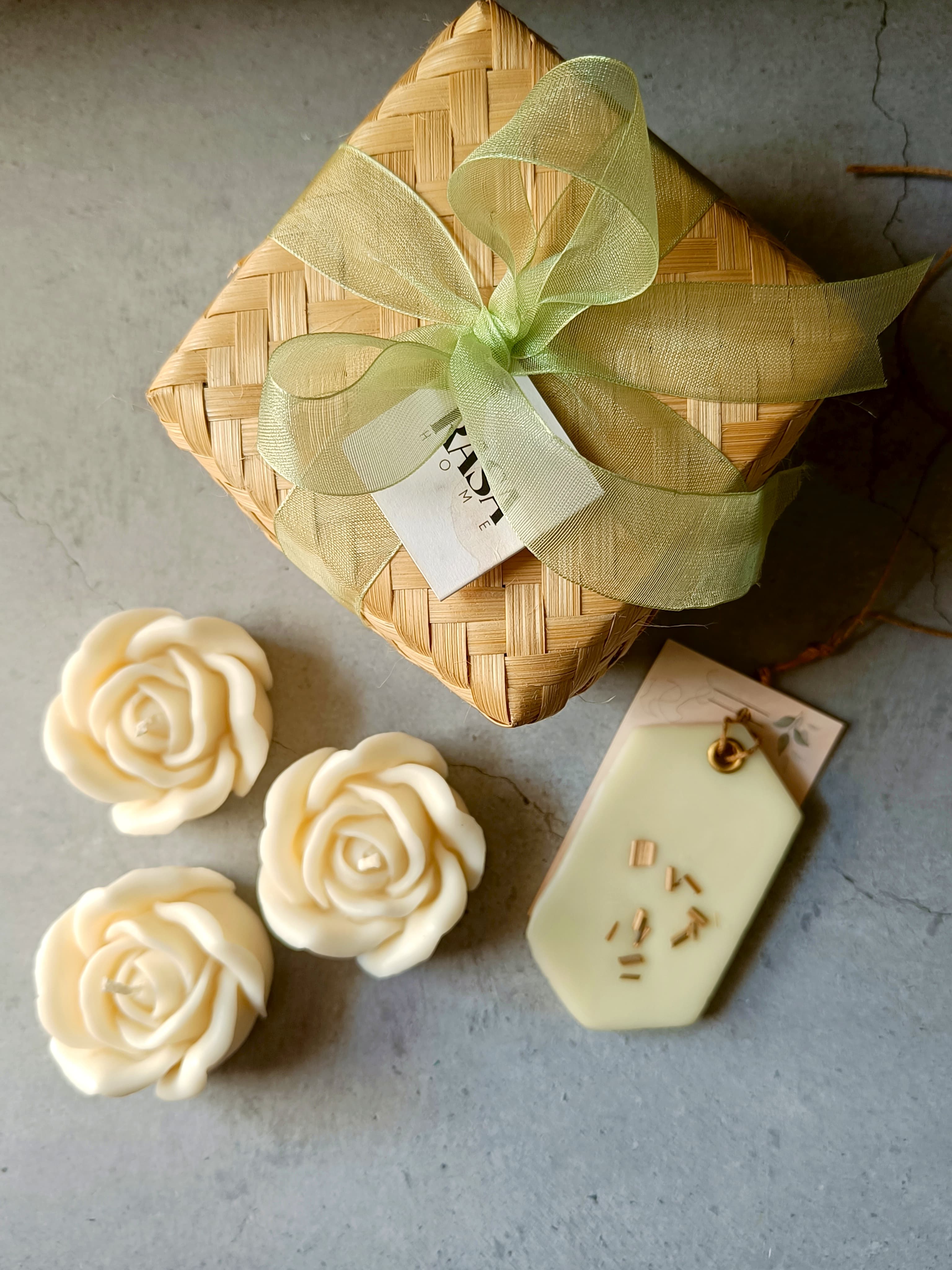 The Rose Set | Handcrafted Candle Gift Box
