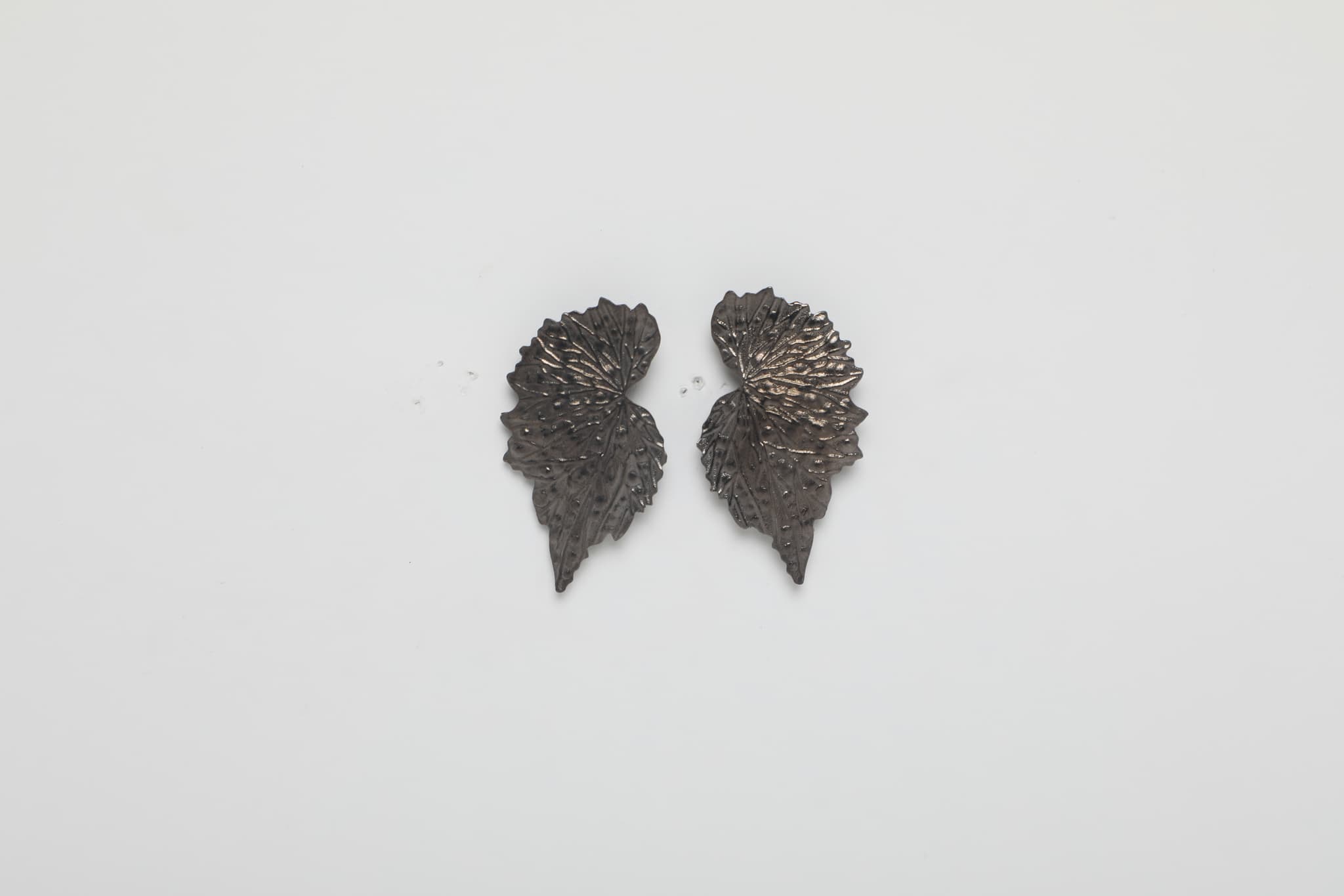 Women's Earrings - Maple Black
