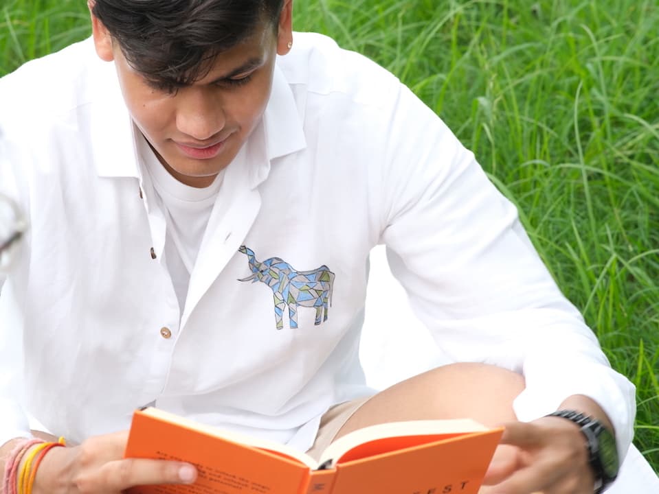 Hand-Painted Elephant Hemp Shirt – Breathable, Lightweight & Timeless
