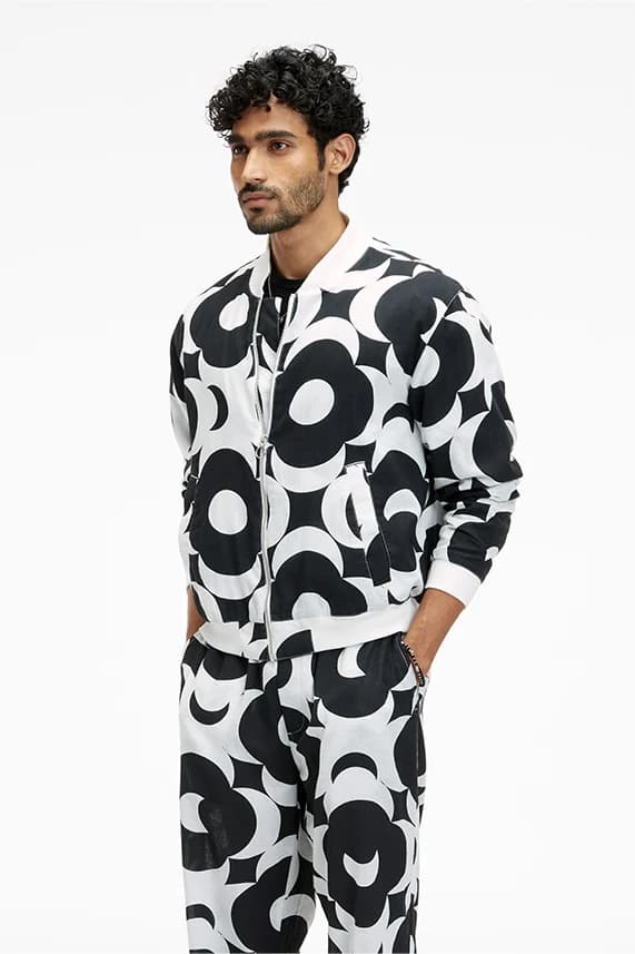 Men's 100% Organic Khadi Cotton Berghain Bomber Jacket – Resort Fit | Moonglow Black 2