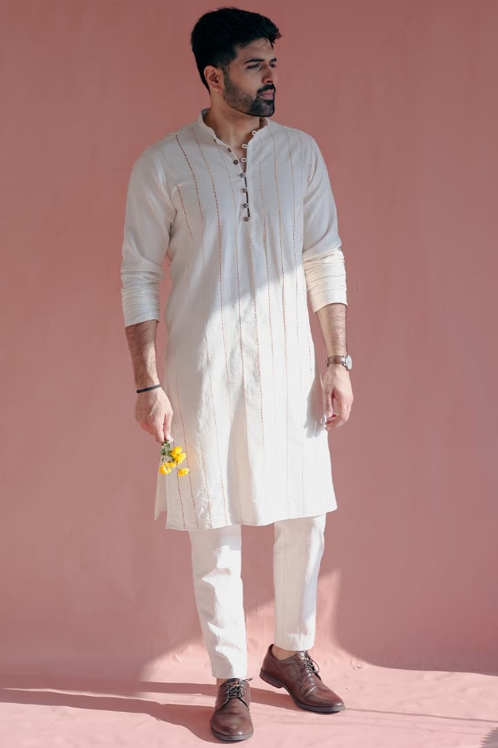  Aralinn Kurta