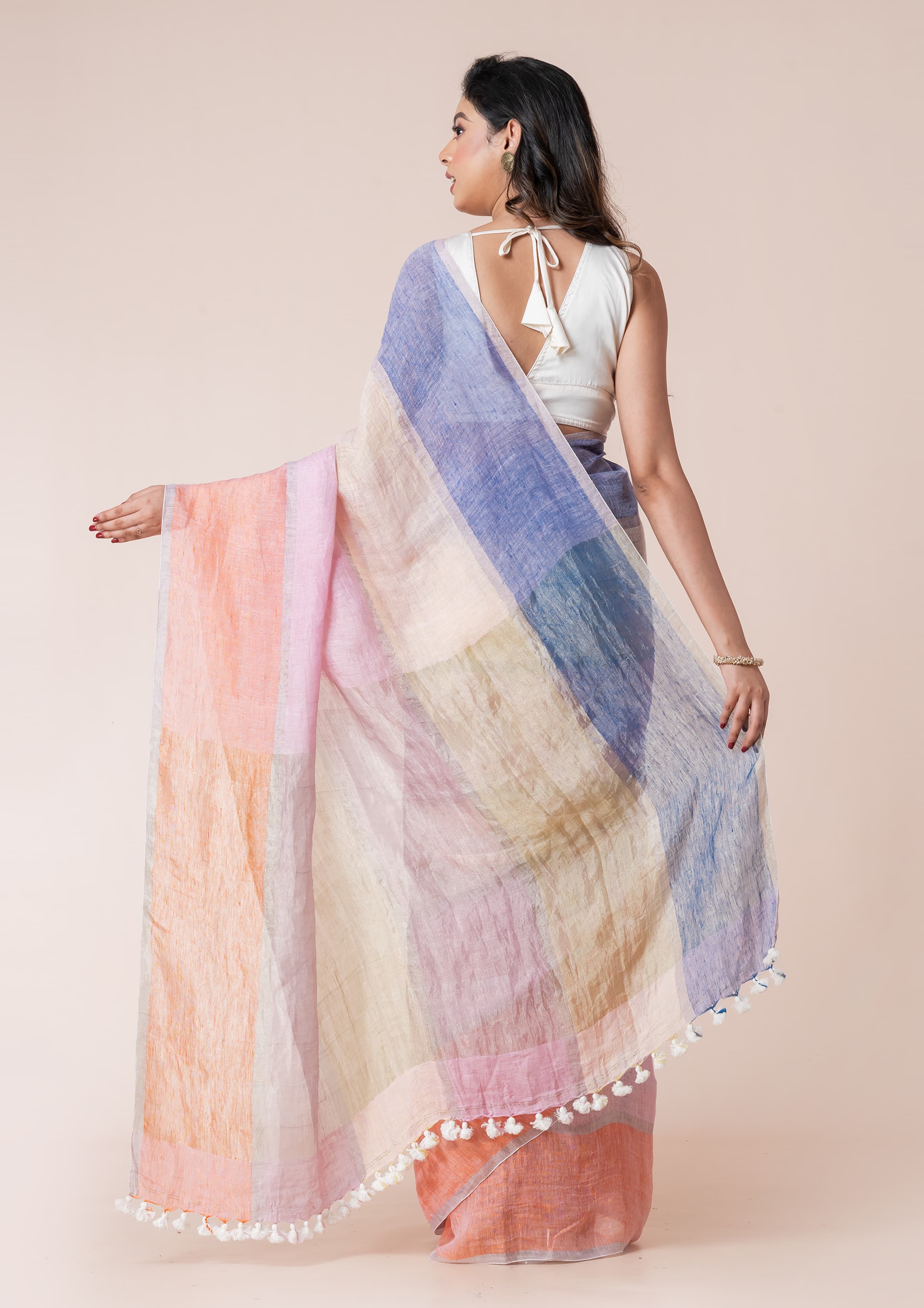 Women’s Pure Linen Multicolor Saree 4