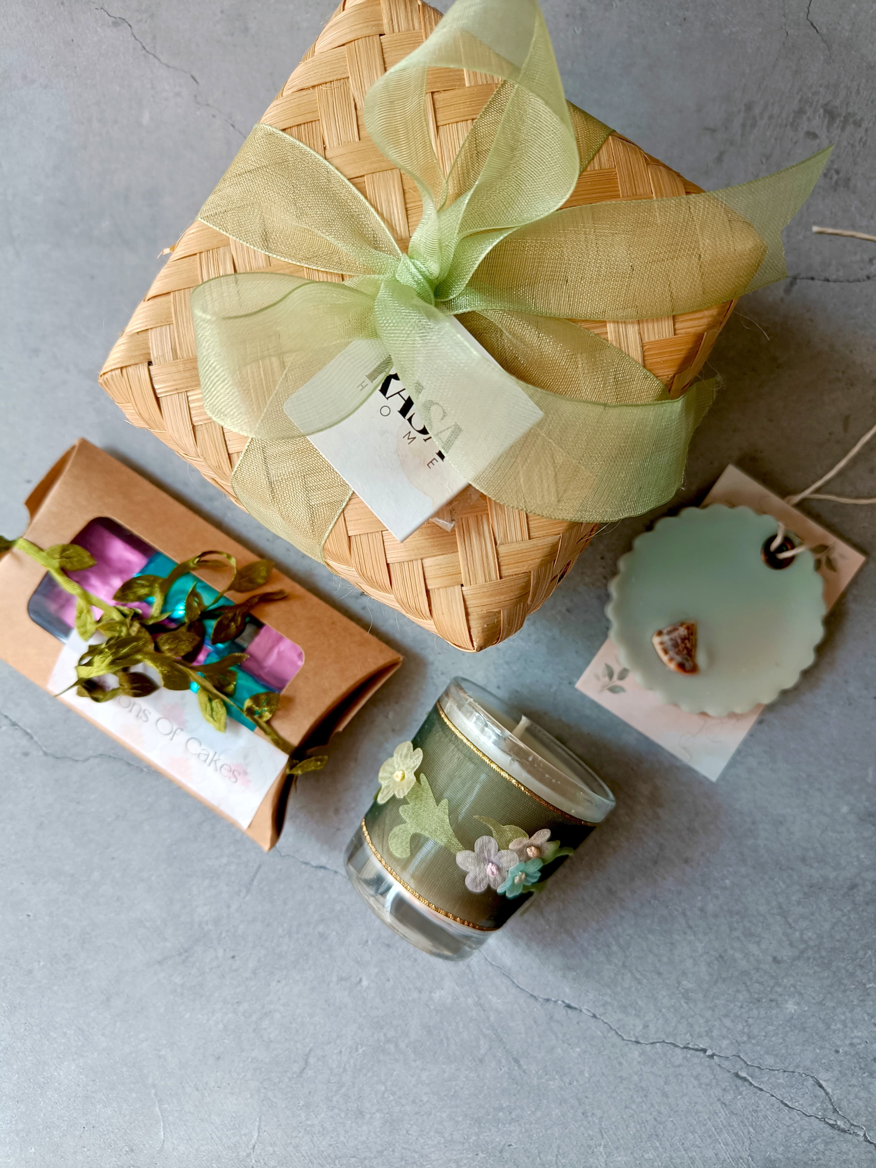 The Gentle Bond | Handcrafted Candle Gift Set